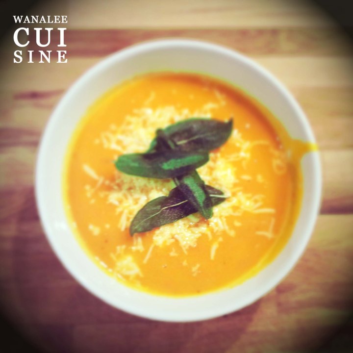 Velouté potimarron sauge et scarmorza