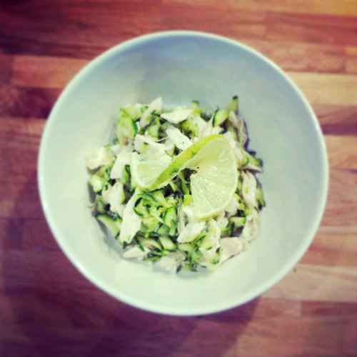 Salade poulet et courgettes au citron vert