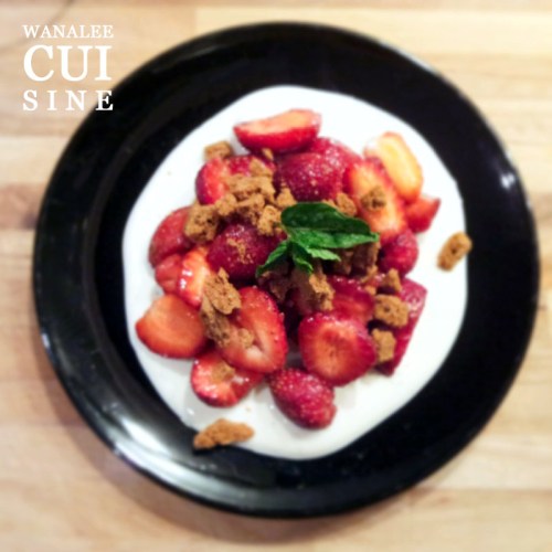 Fraises crème miel poivre