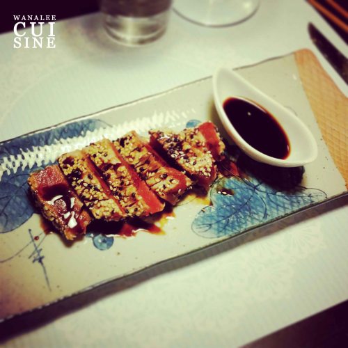 Tataki de thon en croûte de sésame