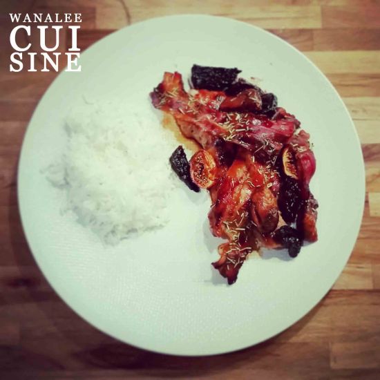 Aiguillettes canard pruneaux figues lard